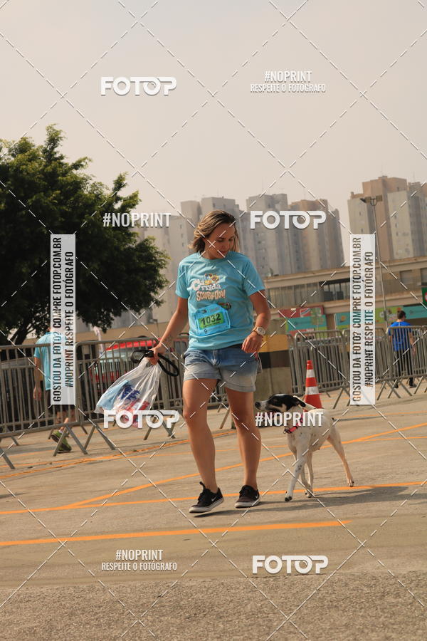 Buy your photos of the eventCorrida Scooby Doo Internacional Shopping Guarulhos 2019 on Fotop