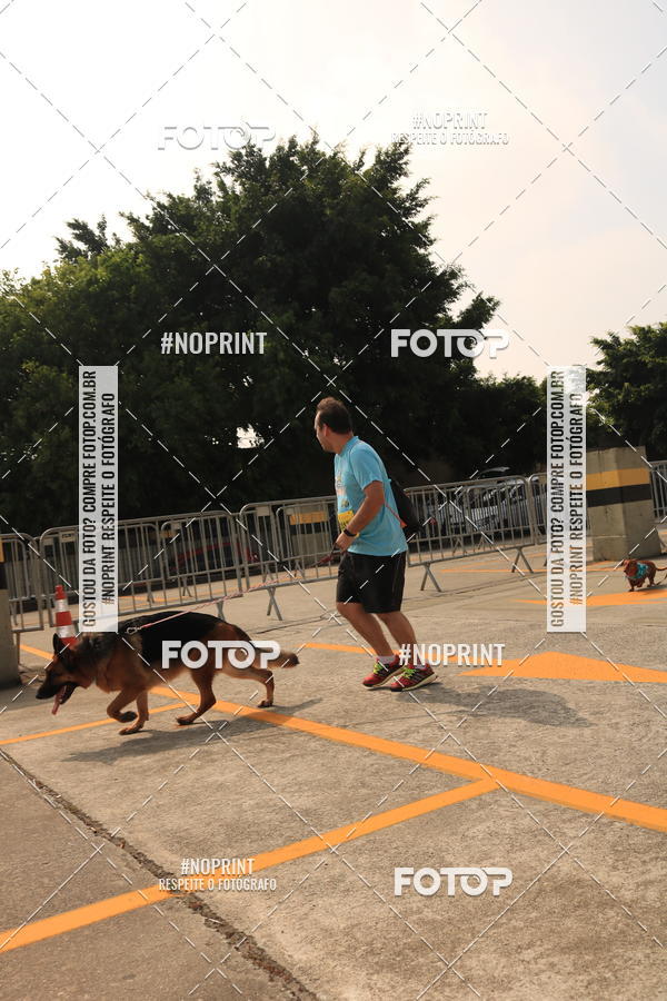 Buy your photos of the eventCorrida Scooby Doo Internacional Shopping Guarulhos 2019 on Fotop