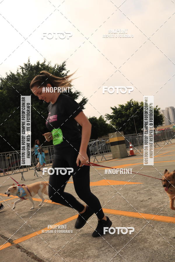 Buy your photos of the eventCorrida Scooby Doo Internacional Shopping Guarulhos 2019 on Fotop