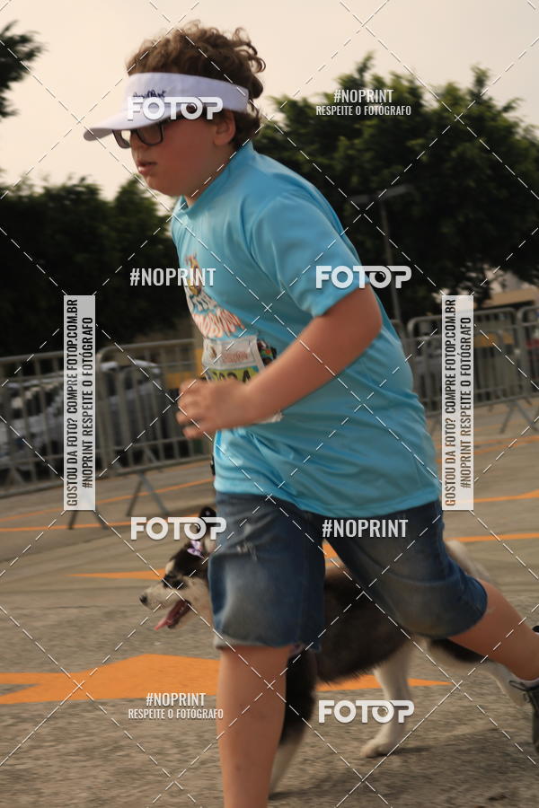 Buy your photos of the eventCorrida Scooby Doo Internacional Shopping Guarulhos 2019 on Fotop