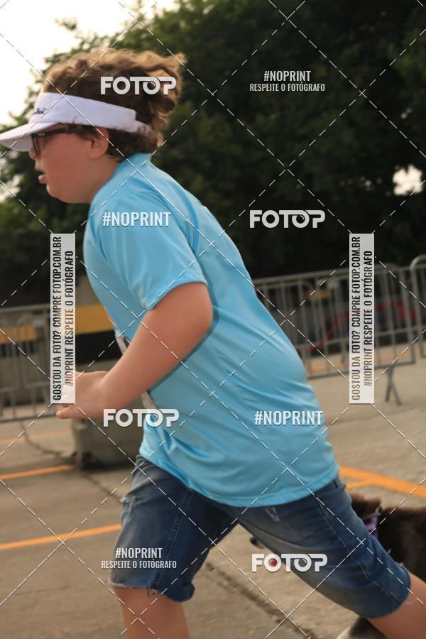 Buy your photos of the eventCorrida Scooby Doo Internacional Shopping Guarulhos 2019 on Fotop