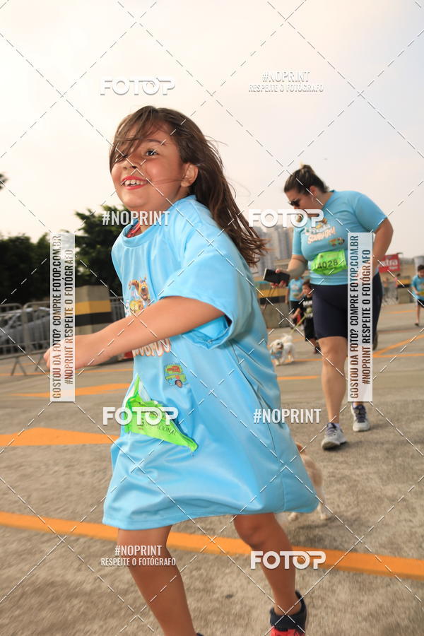 Buy your photos of the eventCorrida Scooby Doo Internacional Shopping Guarulhos 2019 on Fotop