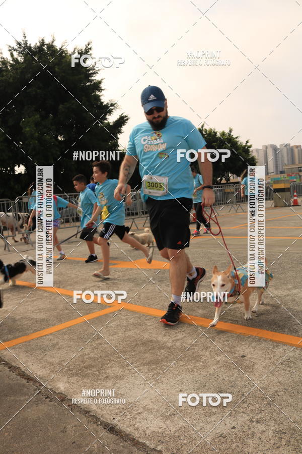 Buy your photos of the eventCorrida Scooby Doo Internacional Shopping Guarulhos 2019 on Fotop