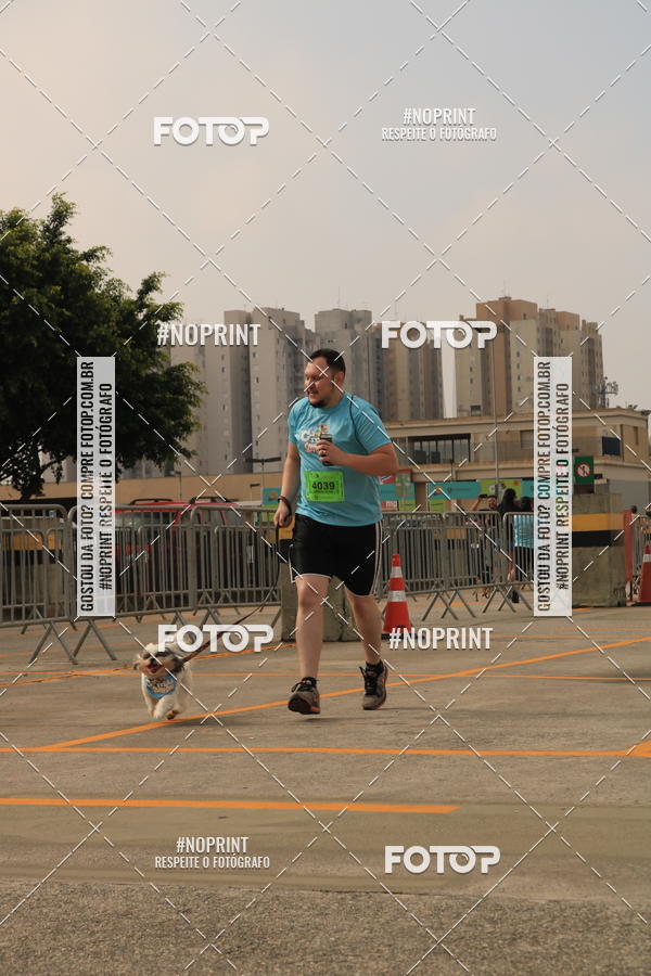 Buy your photos of the eventCorrida Scooby Doo Internacional Shopping Guarulhos 2019 on Fotop