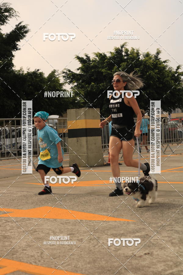 Buy your photos of the eventCorrida Scooby Doo Internacional Shopping Guarulhos 2019 on Fotop