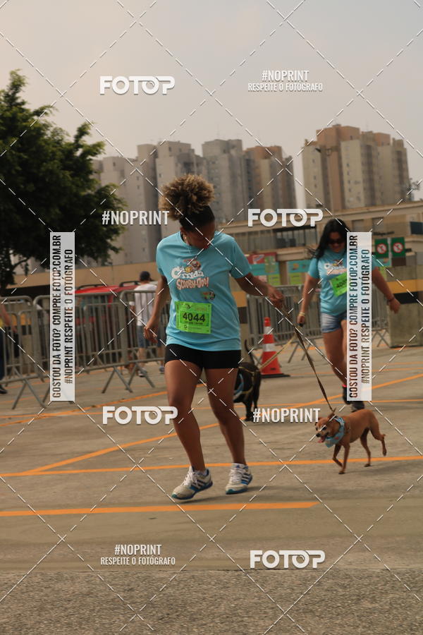 Buy your photos of the eventCorrida Scooby Doo Internacional Shopping Guarulhos 2019 on Fotop