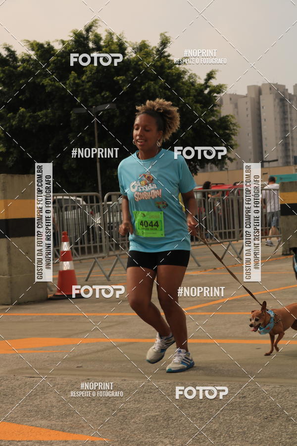 Buy your photos of the eventCorrida Scooby Doo Internacional Shopping Guarulhos 2019 on Fotop