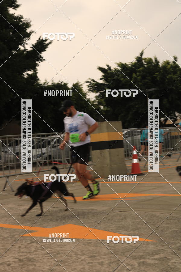 Buy your photos of the eventCorrida Scooby Doo Internacional Shopping Guarulhos 2019 on Fotop