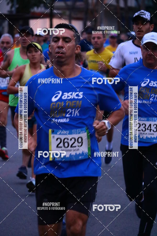 Buy your photos of the eventASICS Golden Run SP 2019 on Fotop