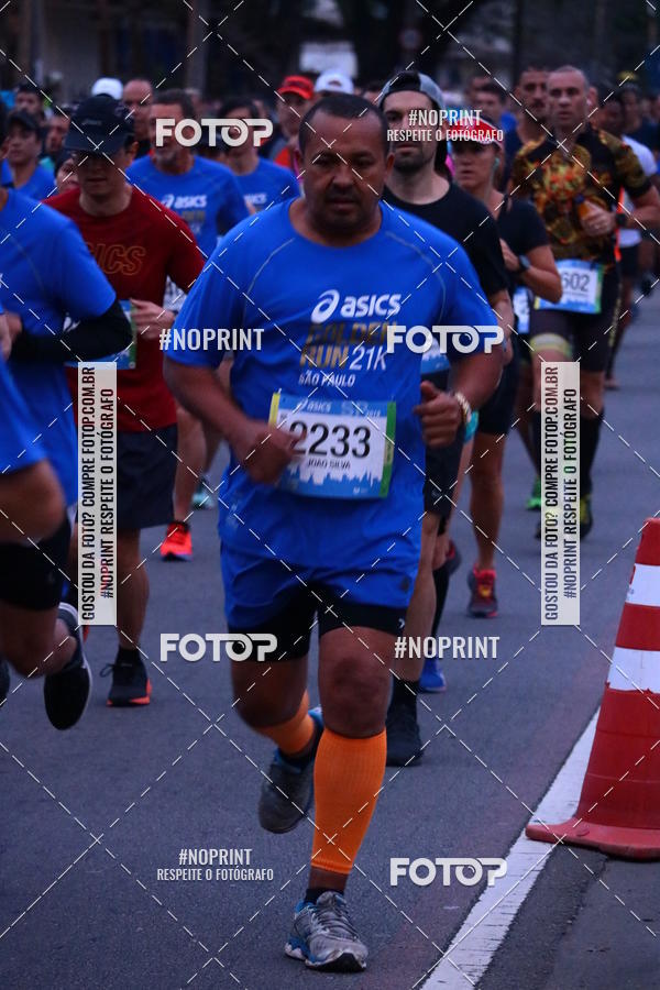 Buy your photos of the eventASICS Golden Run SP 2019 on Fotop