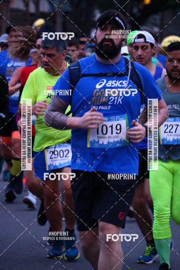 Buy your photos of the eventASICS Golden Run SP 2019 on Fotop