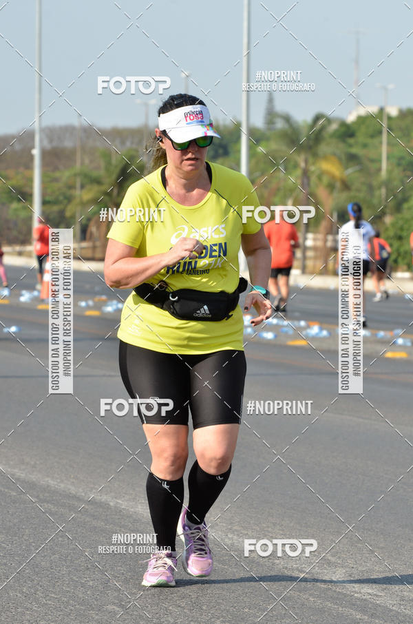 Buy your photos of the eventASICS Golden Run Braslia 2019 on Fotop