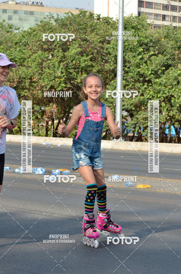 Buy your photos of the eventASICS Golden Run Braslia 2019 on Fotop