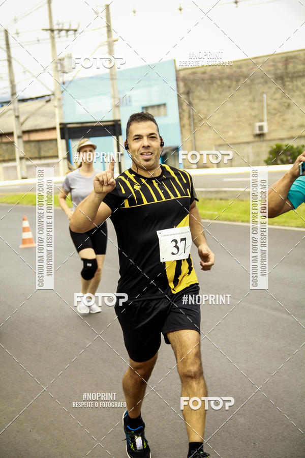 Compra tus fotos del eventoCorrida de Rua P.U.V.A En Fotop