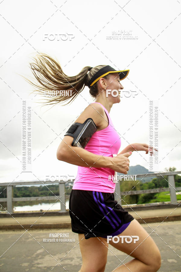 Achetez vos photos de l'vnementCorrida de Rua P.U.V.A sur Fotop