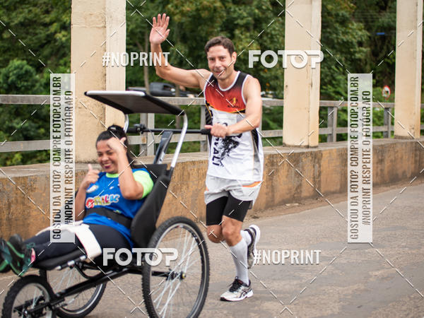 Compra tus fotos del eventoCorrida de Rua P.U.V.A En Fotop