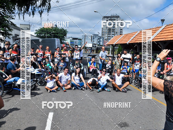 Compra tus fotos del eventoCorrida de Rua P.U.V.A En Fotop