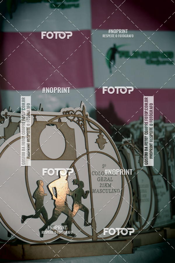 Buy your photos of the eventNight Run Carmo do Cajuru on Fotop