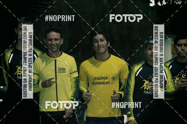 Buy your photos of the eventNight Run Carmo do Cajuru on Fotop
