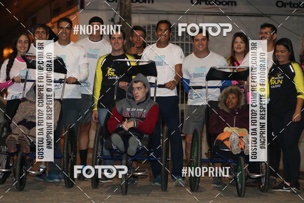 Buy your photos of the eventNight Run Carmo do Cajuru on Fotop