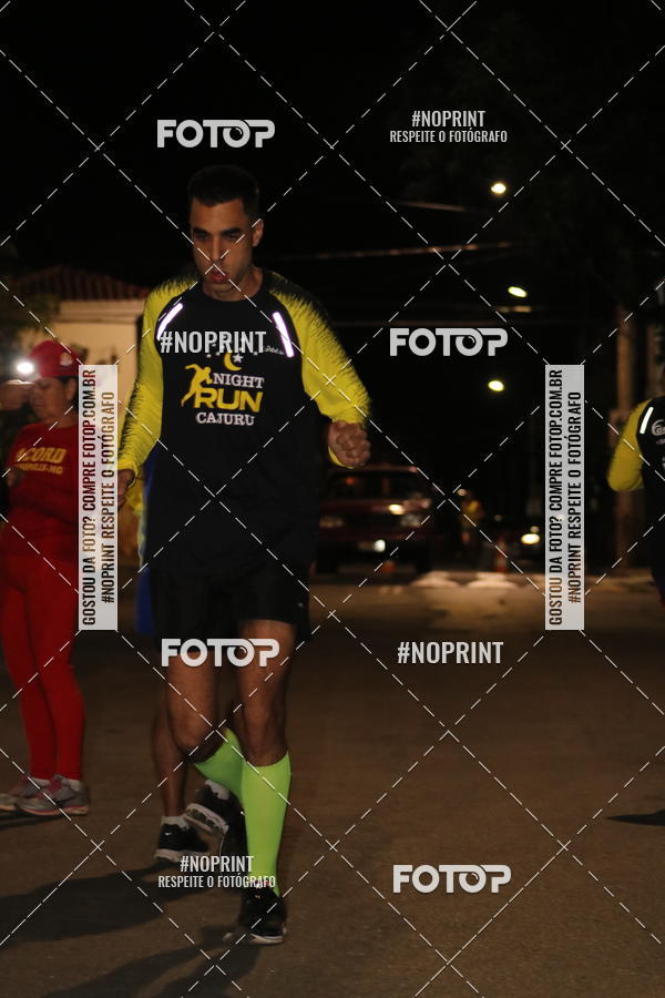 Buy your photos of the eventNight Run Carmo do Cajuru on Fotop
