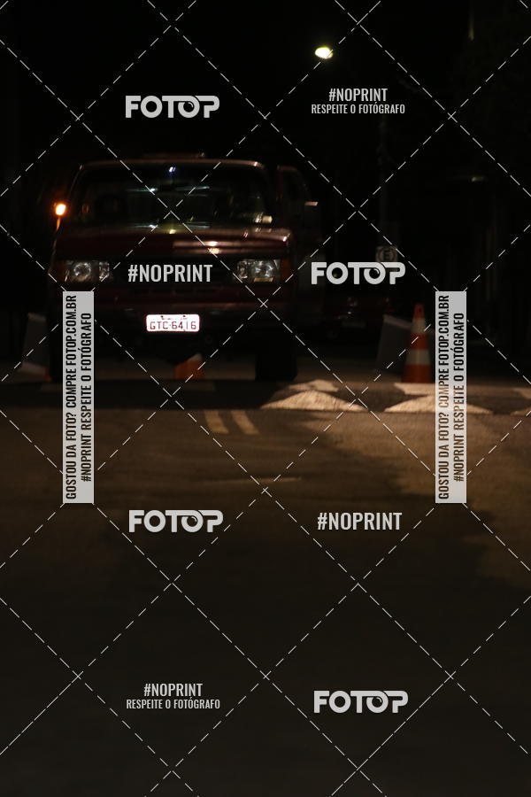 Buy your photos of the eventNight Run Carmo do Cajuru on Fotop