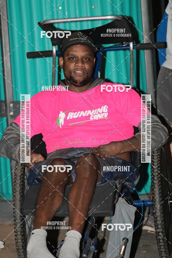 Buy your photos of the eventNight Run Carmo do Cajuru on Fotop
