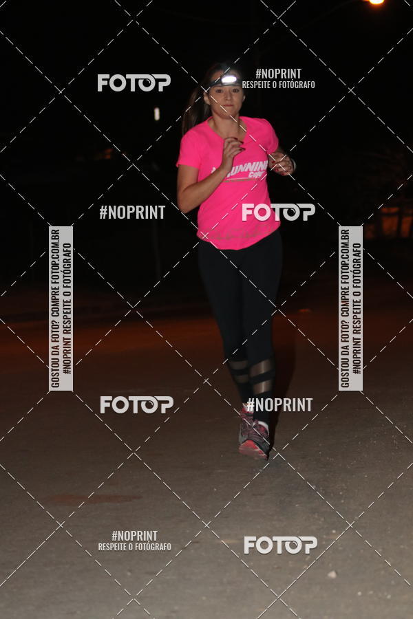 Buy your photos of the eventNight Run Carmo do Cajuru on Fotop