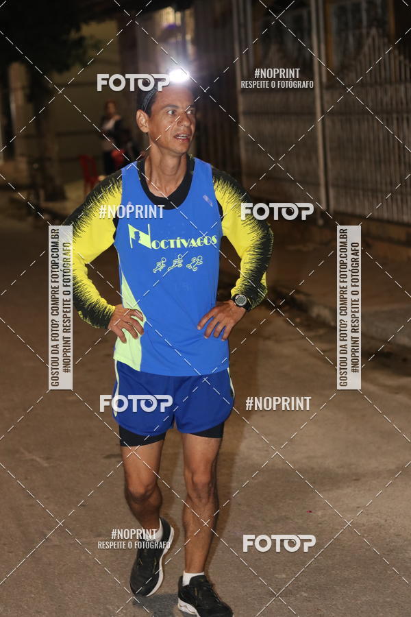 Buy your photos of the eventNight Run Carmo do Cajuru on Fotop