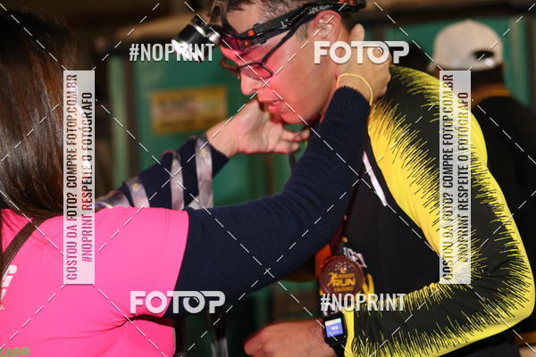 Buy your photos of the eventNight Run Carmo do Cajuru on Fotop