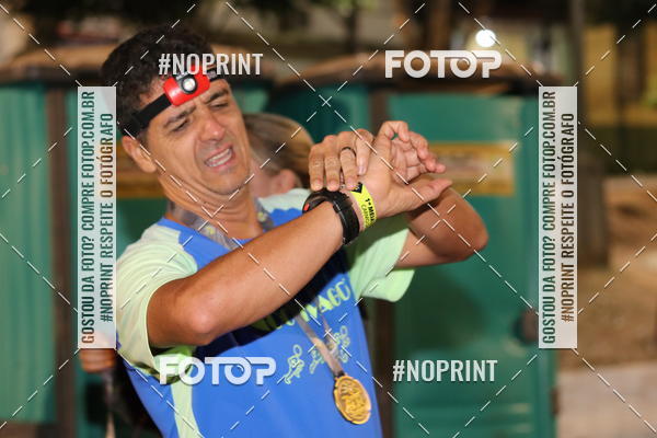 Buy your photos of the eventNight Run Carmo do Cajuru on Fotop