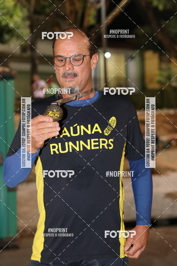 Buy your photos of the eventNight Run Carmo do Cajuru on Fotop