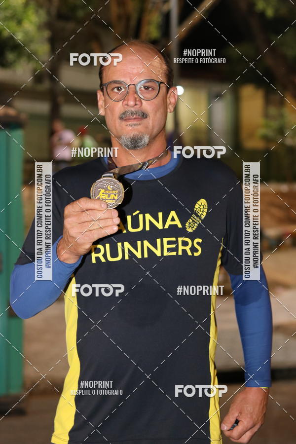 Buy your photos of the eventNight Run Carmo do Cajuru on Fotop