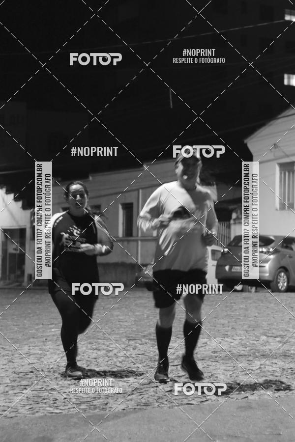Buy your photos of the eventNight Run Carmo do Cajuru on Fotop