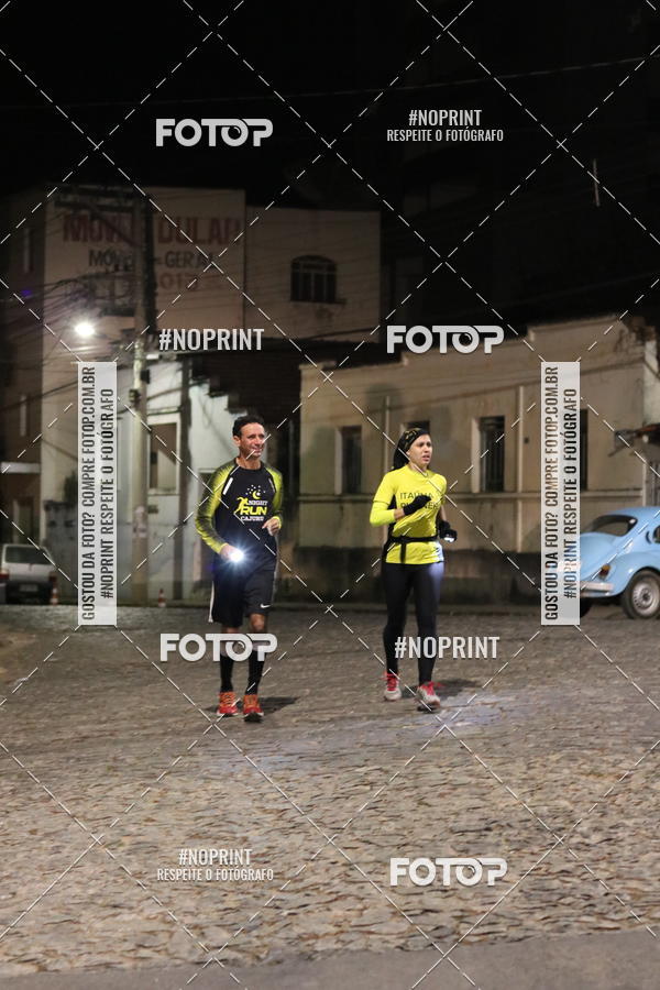 Buy your photos of the eventNight Run Carmo do Cajuru on Fotop