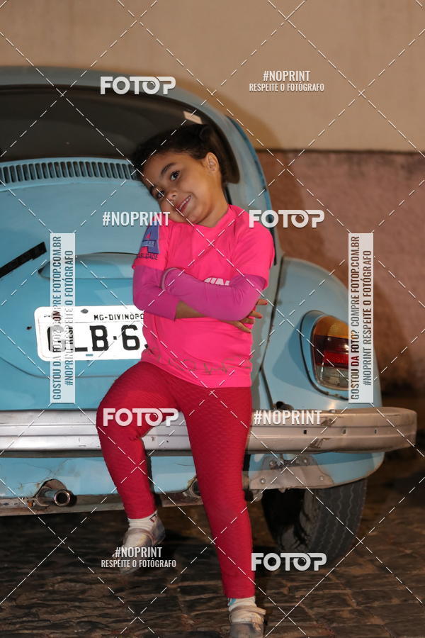 Buy your photos of the eventNight Run Carmo do Cajuru on Fotop