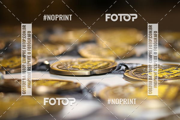 Buy your photos of the eventNight Run Carmo do Cajuru on Fotop