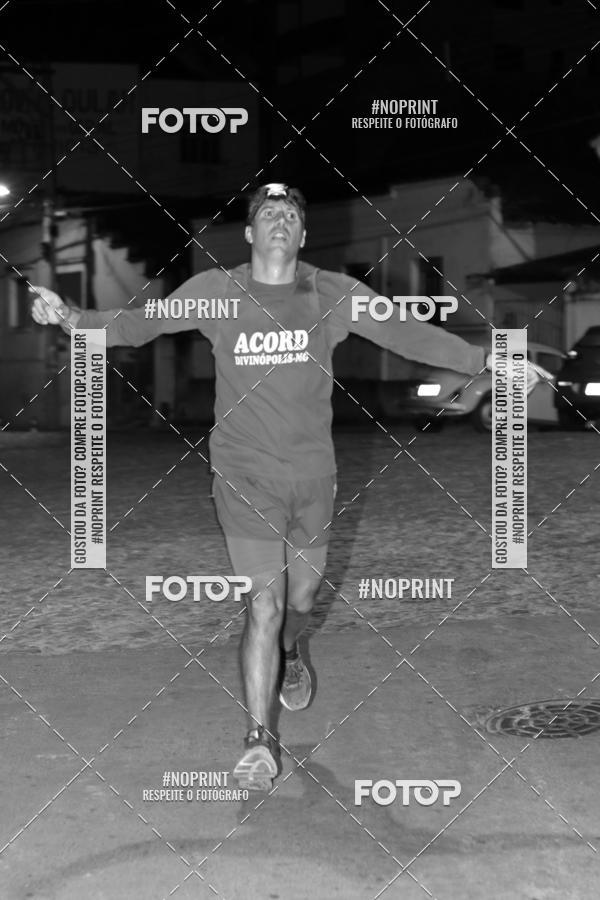 Buy your photos of the eventNight Run Carmo do Cajuru on Fotop