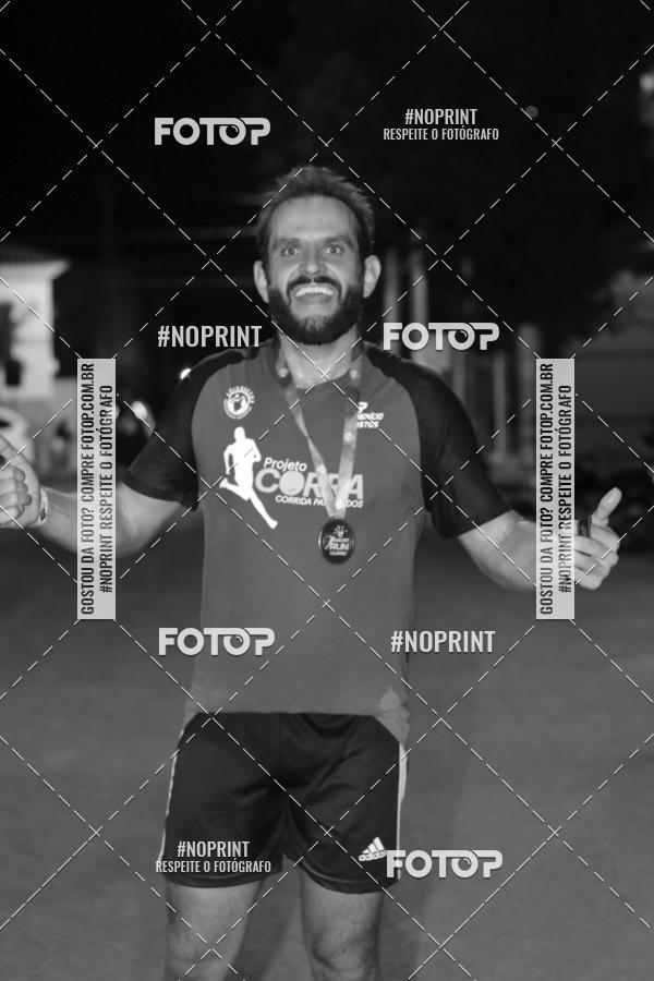 Buy your photos of the eventNight Run Carmo do Cajuru on Fotop
