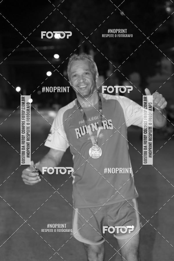 Buy your photos of the eventNight Run Carmo do Cajuru on Fotop