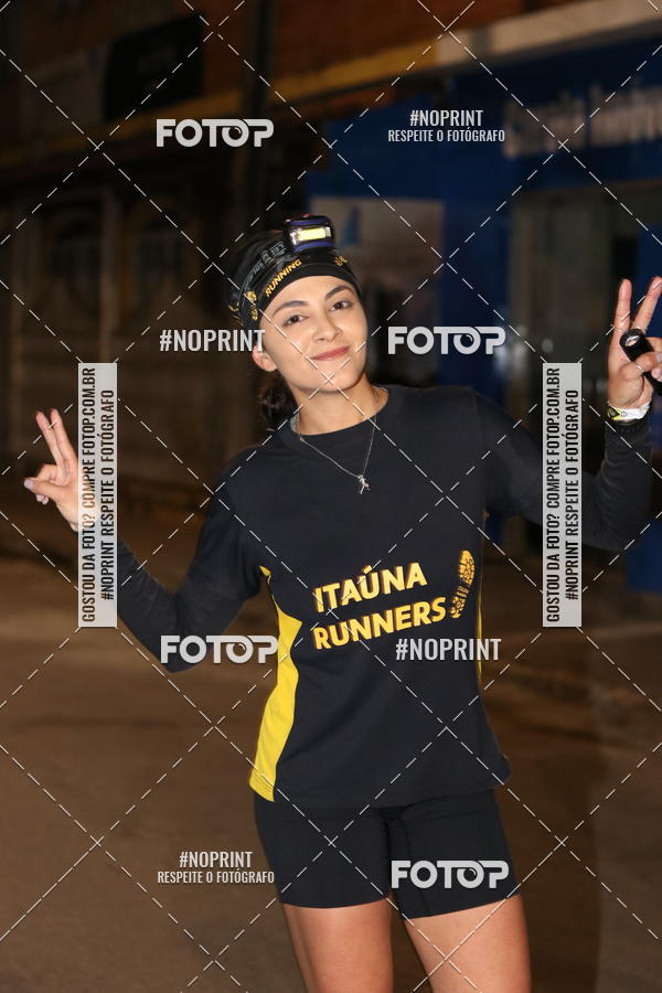 Buy your photos of the eventNight Run Carmo do Cajuru on Fotop
