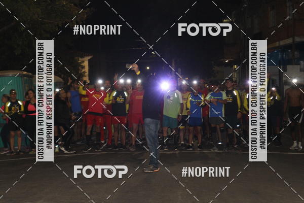 Buy your photos of the eventNight Run Carmo do Cajuru on Fotop