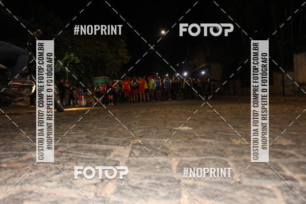 Buy your photos of the eventNight Run Carmo do Cajuru on Fotop