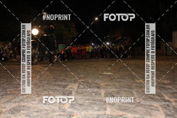 Buy your photos of the eventNight Run Carmo do Cajuru on Fotop