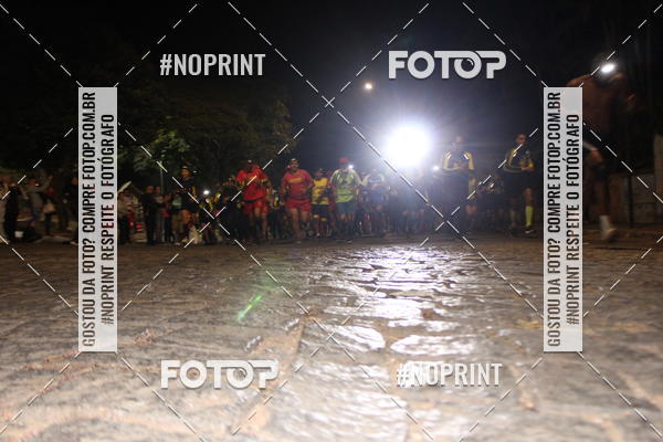 Buy your photos of the eventNight Run Carmo do Cajuru on Fotop