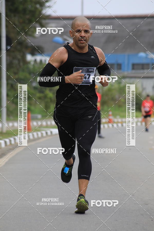 Buy your photos of the eventRun Aruja 2019 on Fotop
