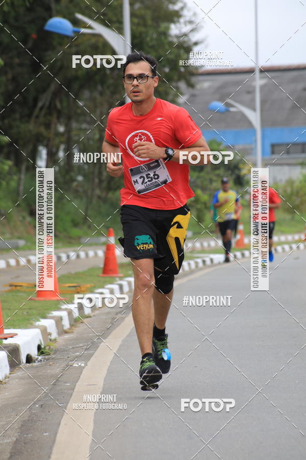 Buy your photos of the eventRun Aruja 2019 on Fotop