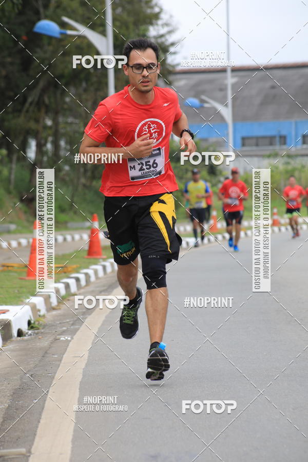 Buy your photos of the eventRun Aruja 2019 on Fotop