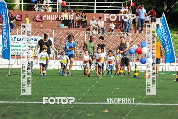 Buy your photos of the eventCIRCUITO SAMPARUNNERS KIDS DE CORRIDA INFANTIL-  ETAPA PSCOA  on Fotop