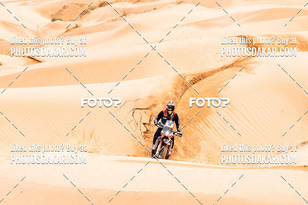 Buy your photos of the eventMerzouga 2019 on Fotop
